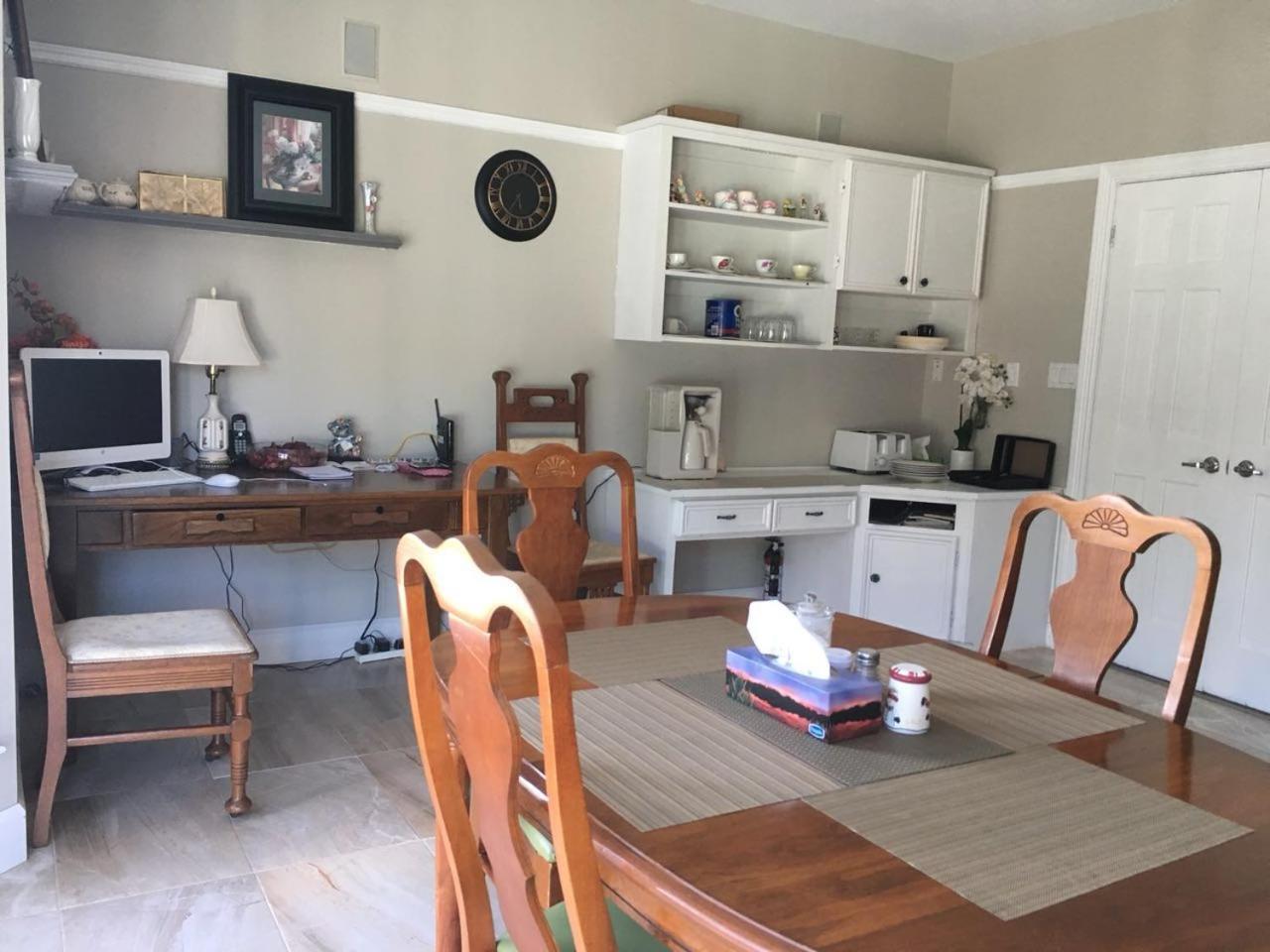 مبيت وإفطار Stratford Seaview White House المظهر الخارجي الصورة